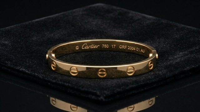 How to Buy Cartier Love Bracelet Safely Online UK: Serials, Escrow, and Fake Tells